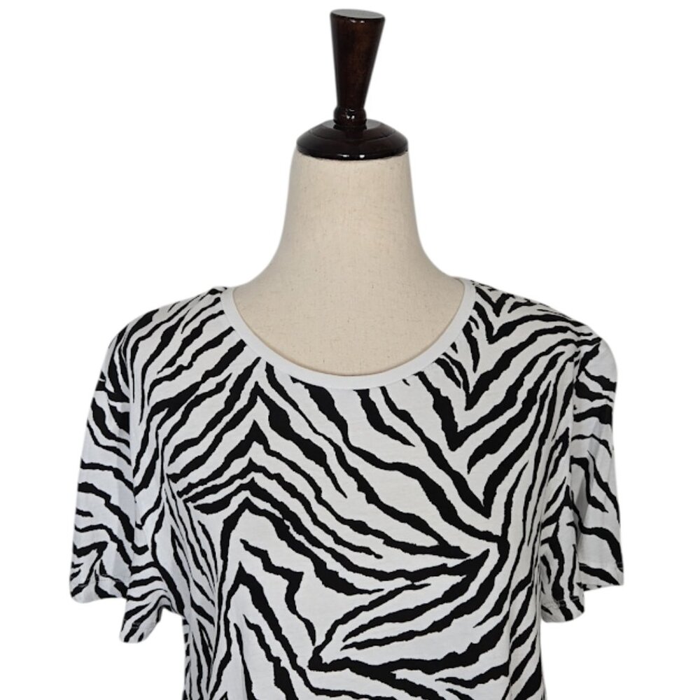 ZARA Black White Zebra Print Short Sleeve Tunic Top Size Medium  EUC - Picture 2 of 8